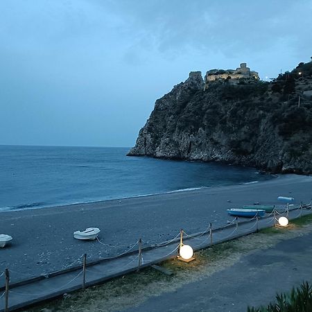 Casa Vacanze Margarita Sant'Alessio Siculo Luaran gambar