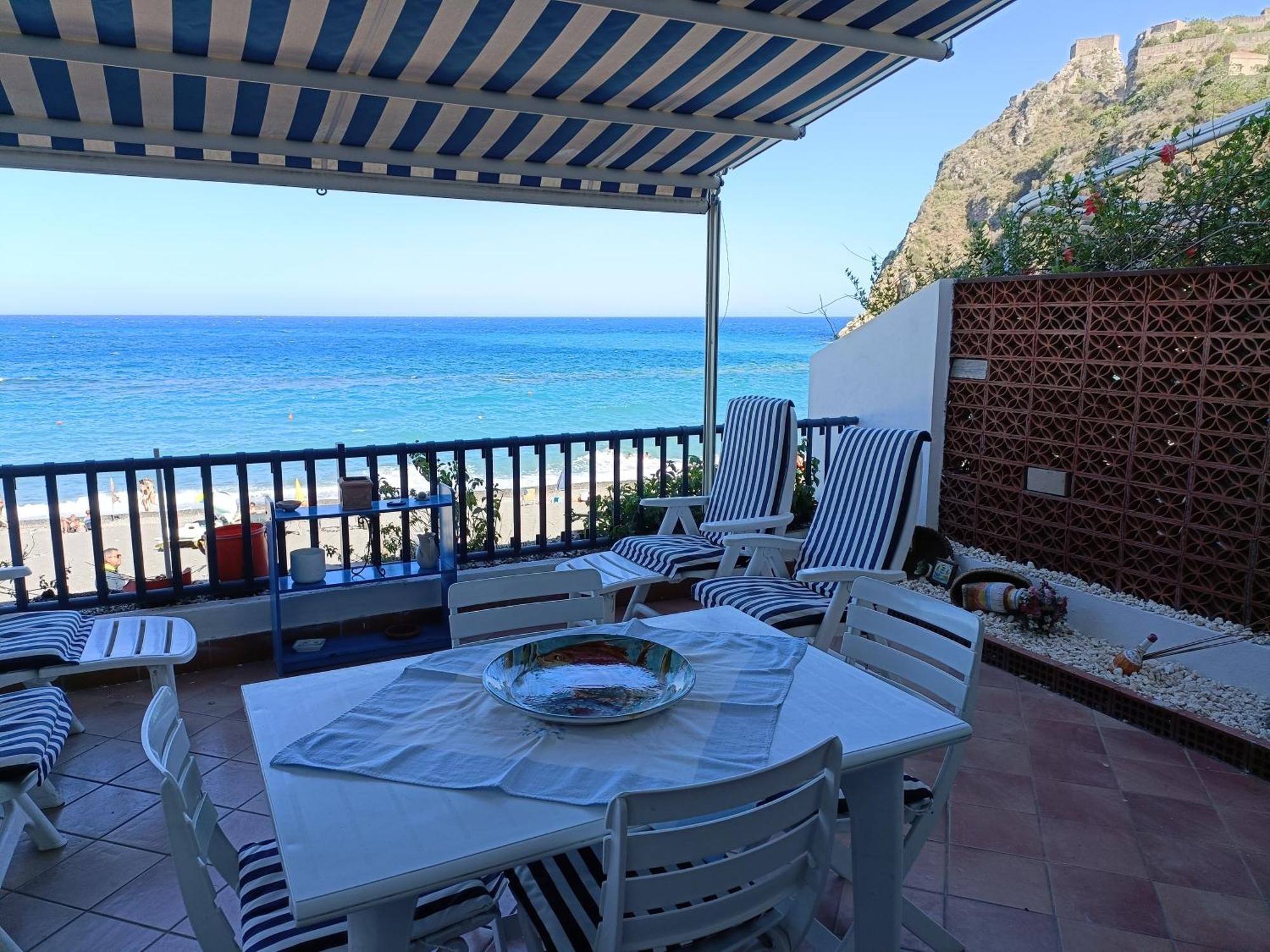 Casa Vacanze Margarita Sant'Alessio Siculo Luaran gambar