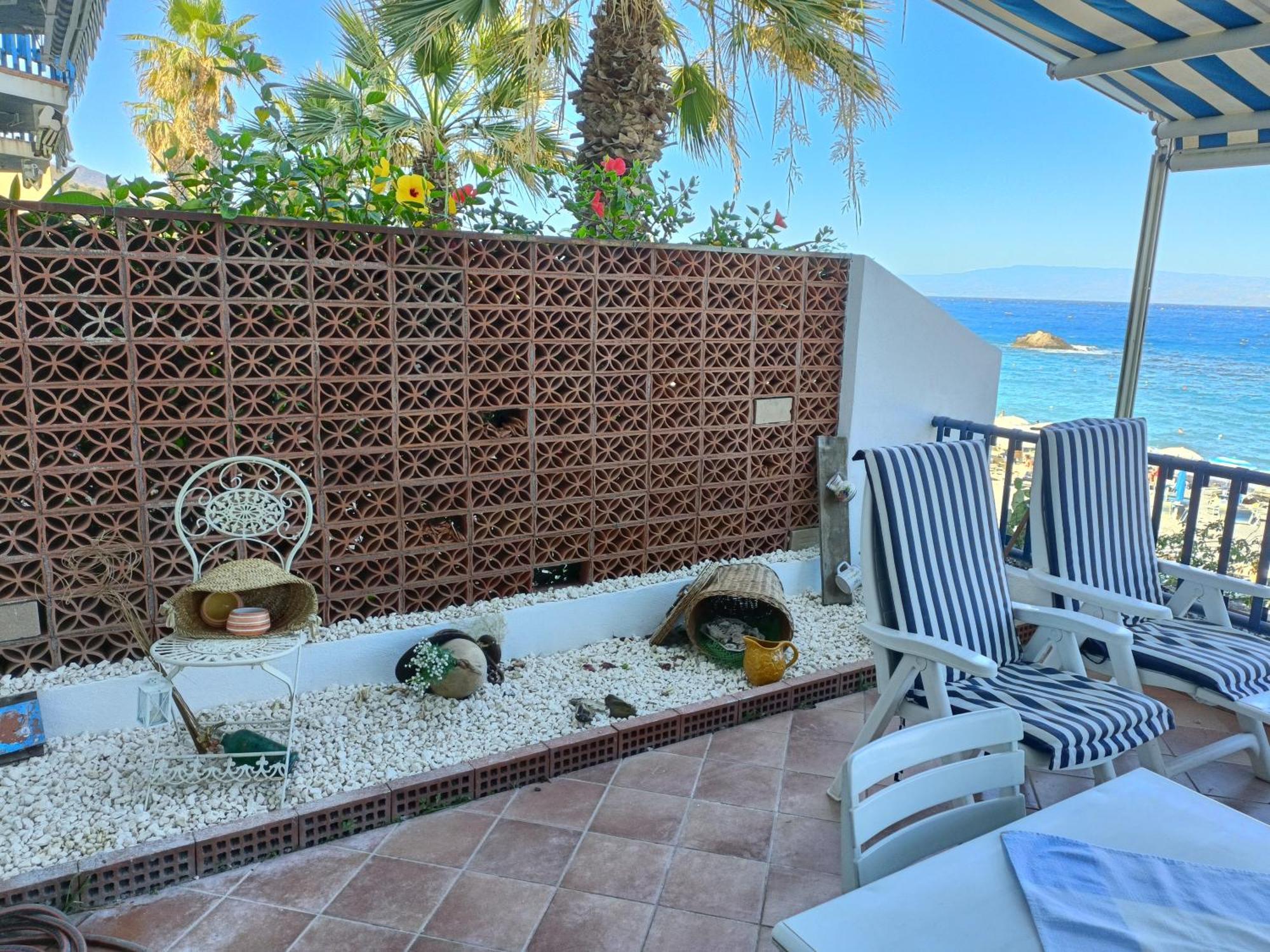 Casa Vacanze Margarita Sant'Alessio Siculo Luaran gambar