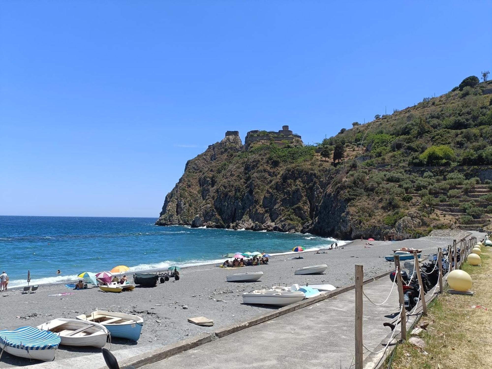 Casa Vacanze Margarita Sant'Alessio Siculo Luaran gambar